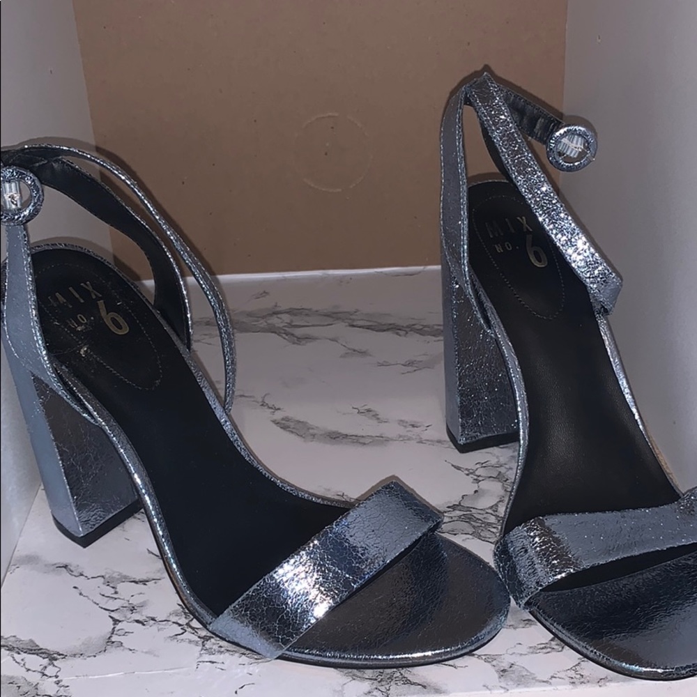 Mix NO. 6 heels